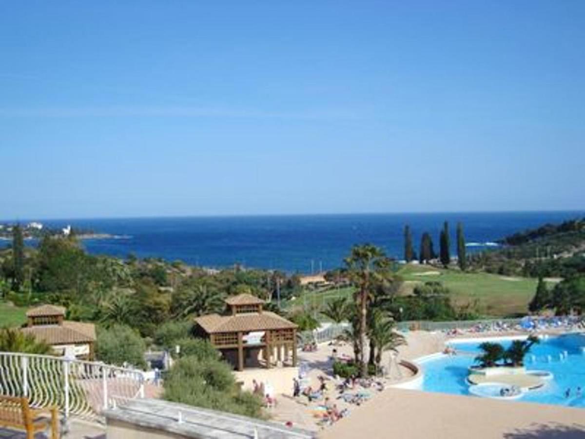 Appartement Familial Avec Vue Sur La Mer A Agay 40 M² + Piscine Сен-Рафаель Екстер'єр фото