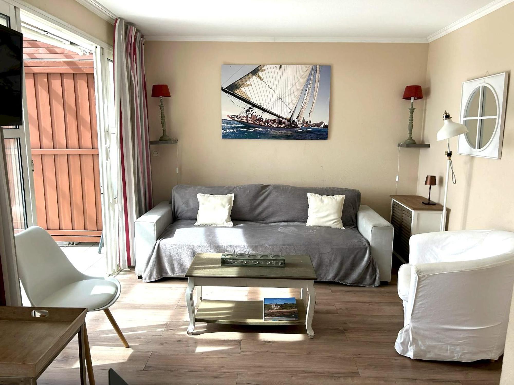 Appartement Familial Avec Vue Sur La Mer A Agay 40 M² + Piscine Сен-Рафаель Екстер'єр фото